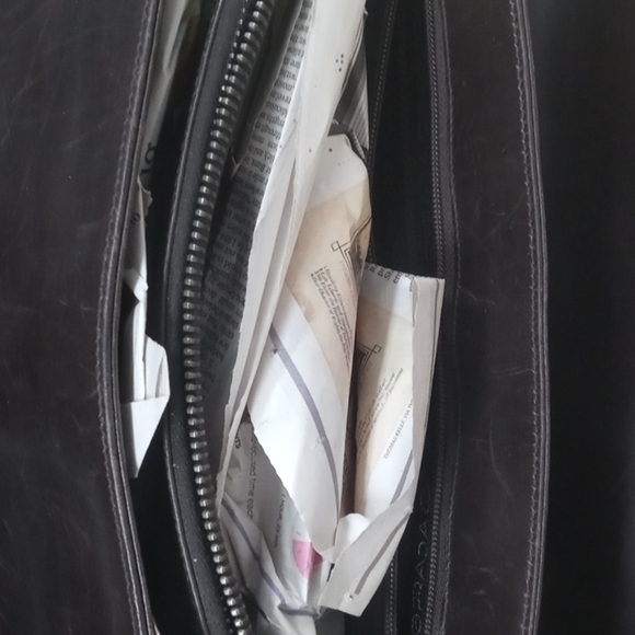 Prada briefcase - Picture 3 of 4